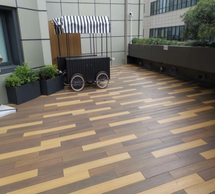 上海揚子江麗笙精選酒店室外露臺項目