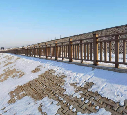 吉林省大禹水利水電建設(shè)有限公司伊通縣伊通河邊路燈護(hù)欄項(xiàng)目